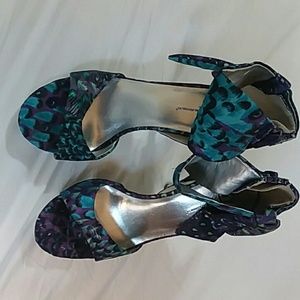 Women's open toe 3 inch heels.